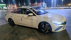 Hyundai Elantra 2025