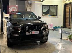 2023 جيب جراند شيروكي