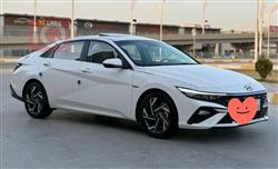 Hyundai Elantra 2024