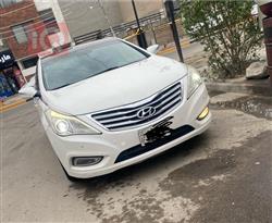 2013 هيونداي أزيرا