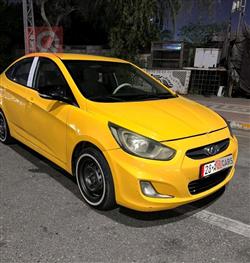 Hyundai Accent 2013