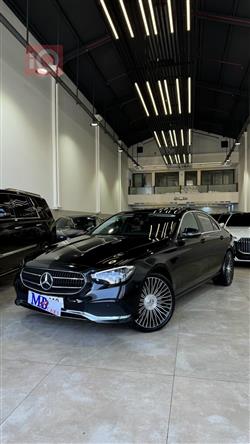 Mercedes-Benz E-Class 2022
