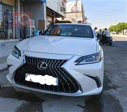 Lexus ES 2024