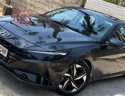 Hyundai Elantra 2022