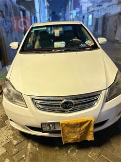 2013 بي واي دي G3