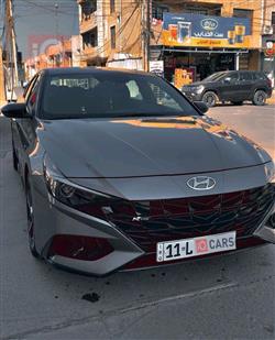 Hyundai Elantra 2023