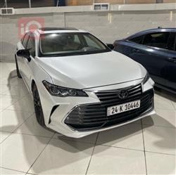 2019 تويوتا أفالون