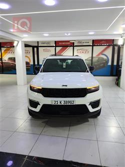 2023 جيب جراند شيروكي