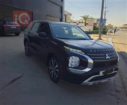 2022 ميتسوبيشي اوتلاندر