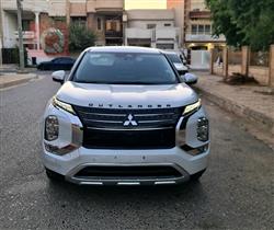 2023 ميتسوبيشي اوتلاندر