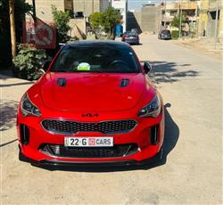 2021 كيا ستينغر