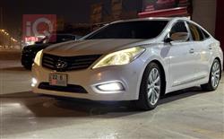 2015 هيونداي أزيرا