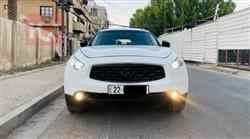 2011 إنفينيتي FX