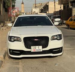 2022 كرايسلر 300
