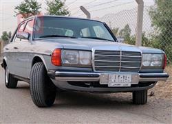 1983 مرسيدس بنز E-Class