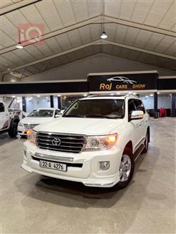 2013 تويوتا لاندكروزر