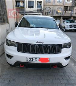 2021 جيب جراند شيروكي