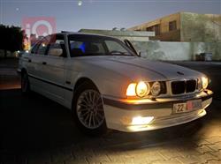 1992 بي ام دبليو الفئة 5