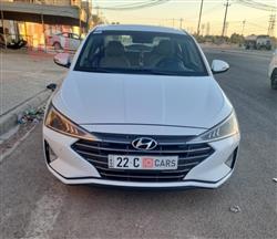 Hyundai Elantra 2019