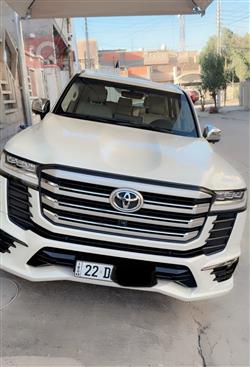 2024 تويوتا لاندكروزر