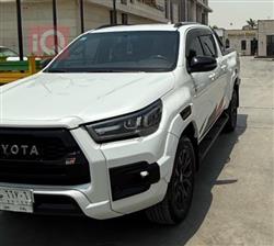 2023 تويوتا هايلوكس