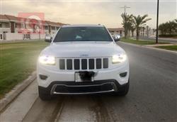 2016 جيب جراند شيروكي