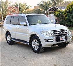 Mitsubishi Pajero 2015