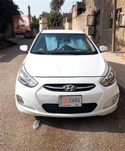 2016 هيونداي أكسنت