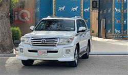 2014 تويوتا لاندكروزر