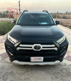 2020 تويوتا راف 4