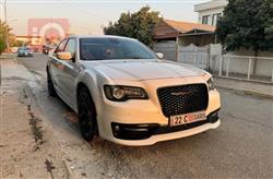 2021 كرايسلر 300