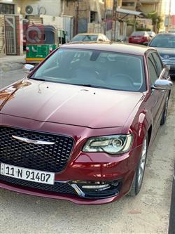 Chrysler 300 2019