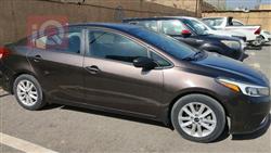 2017 كيا فورتي