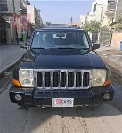 2008 جيب كوماندر