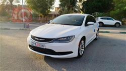 2015 كرايسلر 200