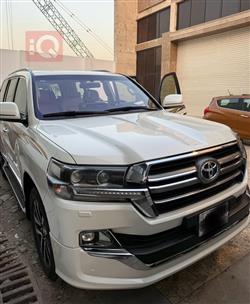 2019 تويوتا لاندكروزر