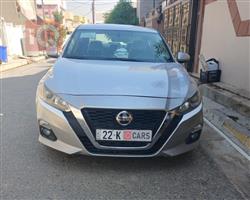 Nissan Altima 2019