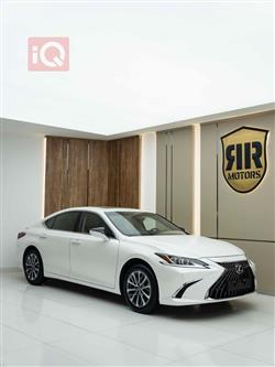 Lexus ES 2025