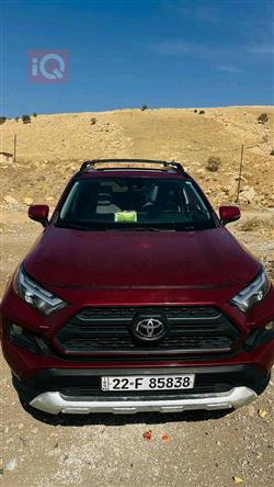 2022 تويوتا راف 4