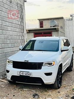 2022 جيب جراند شيروكي