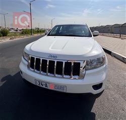 2012 جيب جراند شيروكي