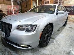 2023 كرايسلر 300
