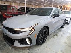 Kia K5 2025
