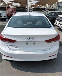 2017 هيونداي النترا