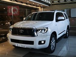 Toyota Sequoia 2018
