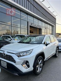 2020 تويوتا راف 4