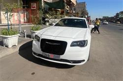 Chrysler 300 2016