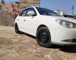 2010 هيونداي النترا