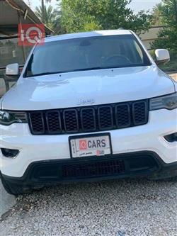 2020 جيب جراند شيروكي