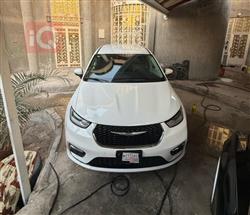 2023 كرايسلر باسيفيكا